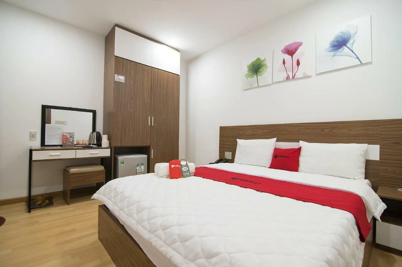 Reddoorz Near Nguyen Van Thoai Street Hotel Da Nang